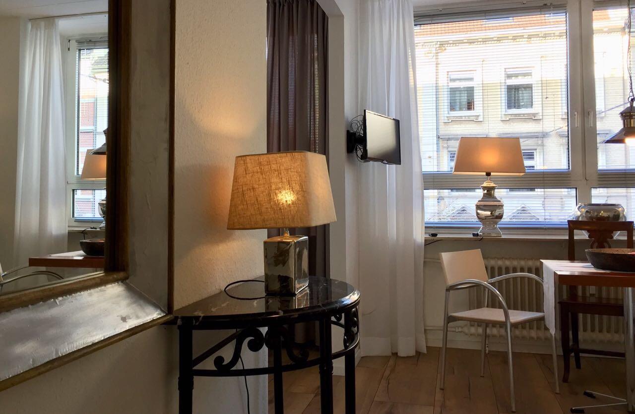 Duesseldorfer Domicil Media Harbour Aparthotel Exteriör bild